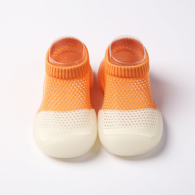 Learning shoes breathable baby summer children soft bottomless floor hole hole shoes socks ice silk shoes socks thin version of the shoes